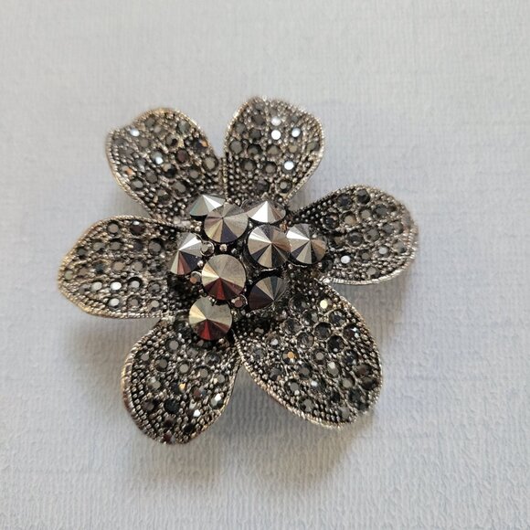 Vintage Silver Marcasite Flower Brooch Pin With Rhinestones - Picture 1 of 4